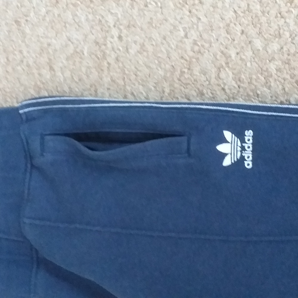 Addidas Original's tapered cuffed Jogger Size M - Picture 4 of 8